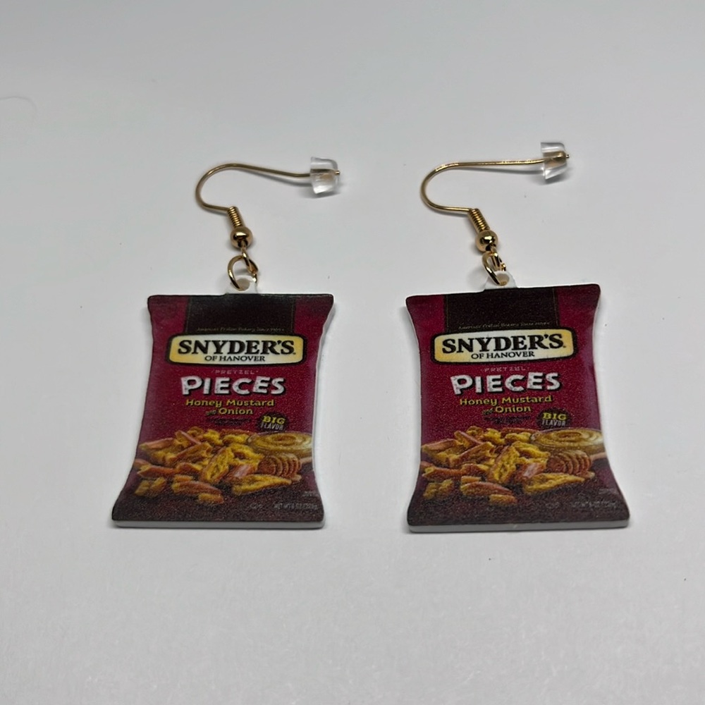 Earrings snacks